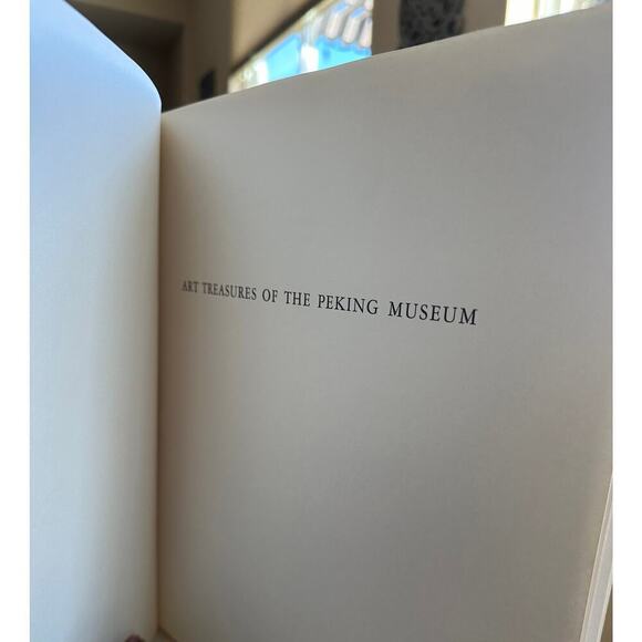 Art Treasures of the Peking Museum Book text by Francois Fourcade - Picture 5 of 14